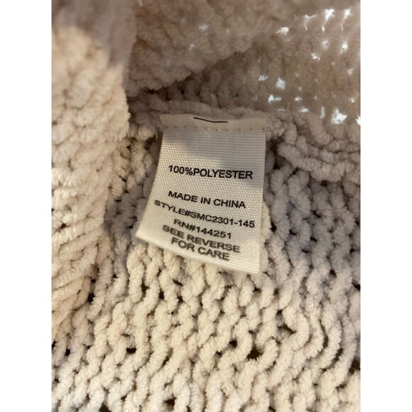 Moon & Madison Sweater Size XS Beige Cream Color Turtleneck Unique Cable Knit - Picture 8 of 10